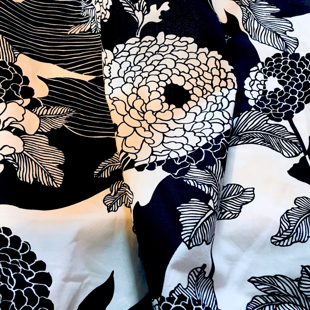 Cotton nursing cover from Bebe au Lait. - Picture 4 of 12